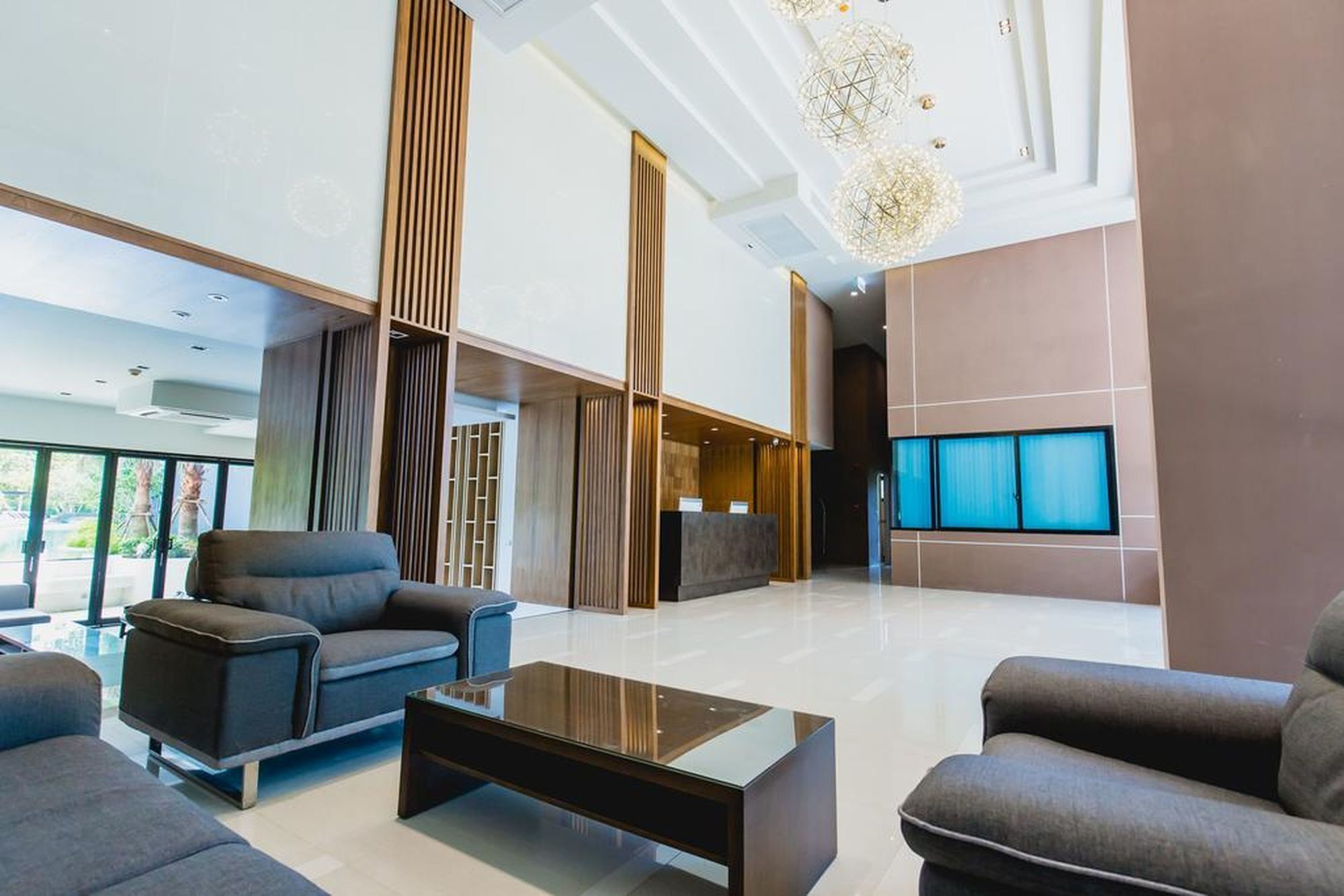 Apartamento The Aristo By Holy Cow 201 Phuket Exterior foto