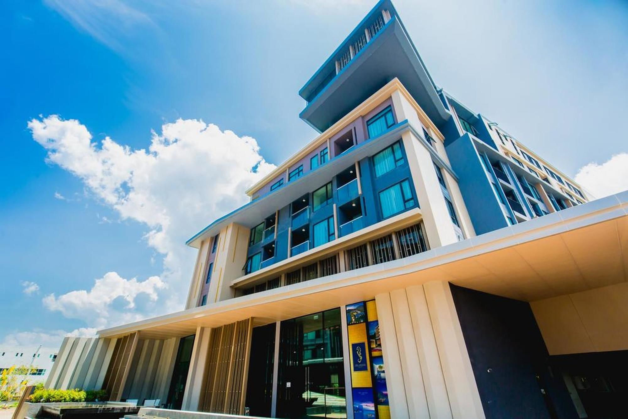 Apartamento The Aristo By Holy Cow 201 Phuket Exterior foto