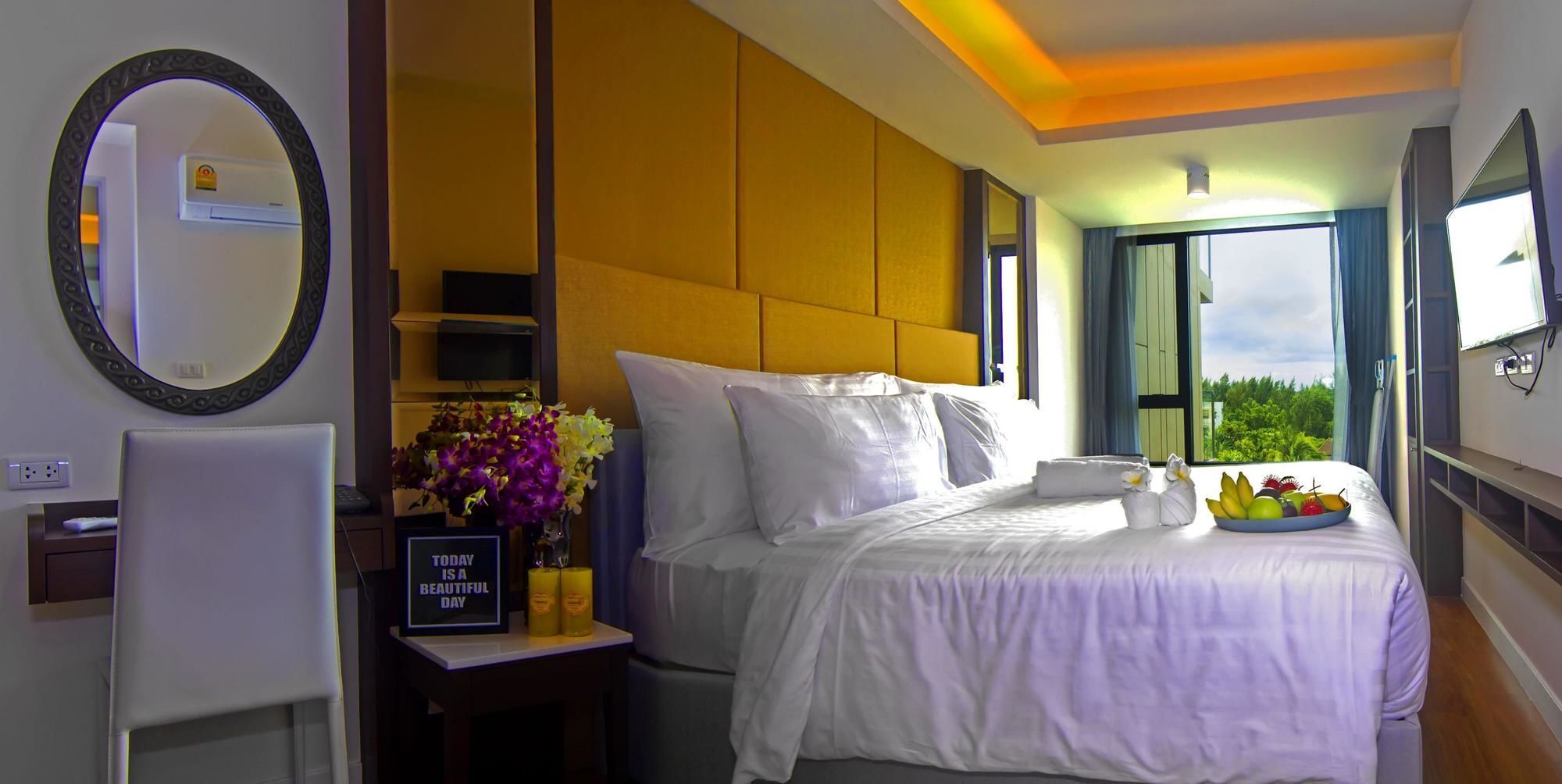 Apartamento The Aristo By Holy Cow 201 Phuket Exterior foto